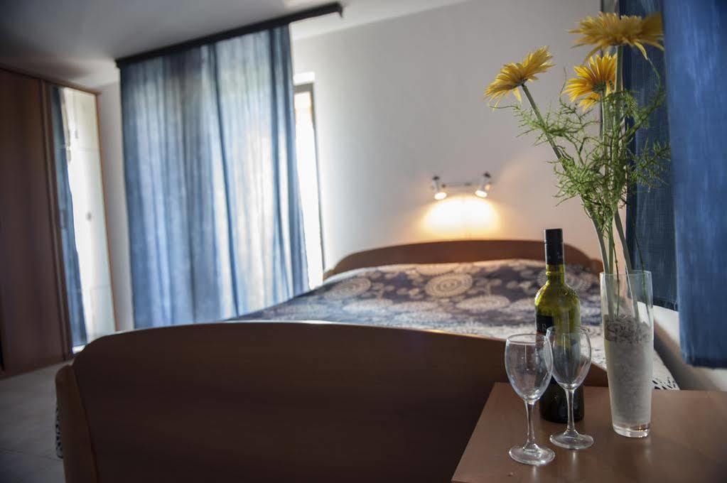Apartments Paradis Rovinj Kültér fotó